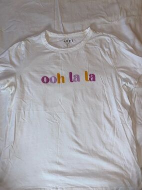 LOFT White Short Sleeve Tee with Purple and Mustard Graphic